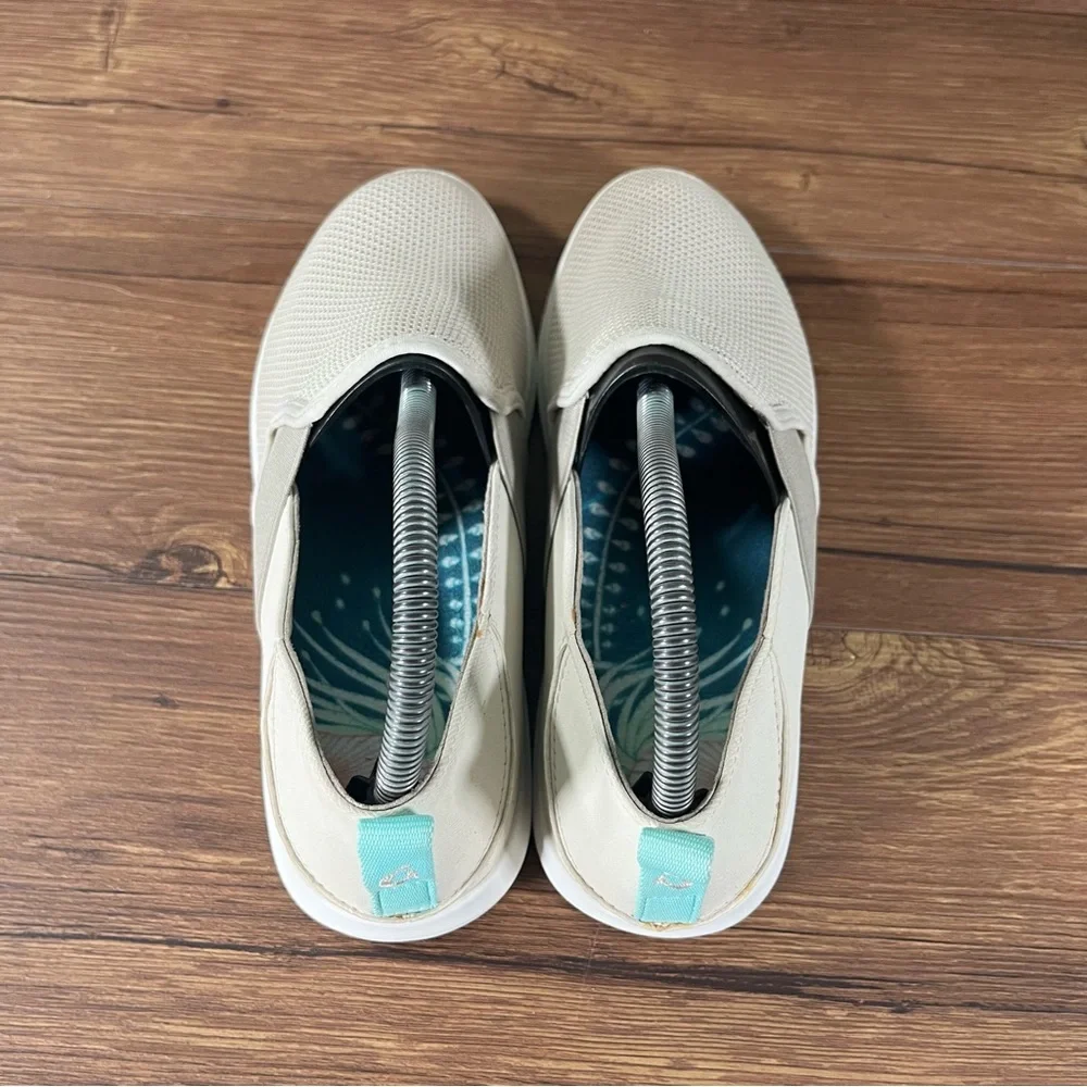 OLUKAI HALE’IWA Slip-On Sneakers Women’s‎ Size 8 Loafers Shoes